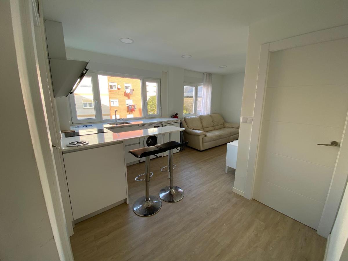 Acogedor Apartamento En Zona Privilegiada Santander Luaran gambar